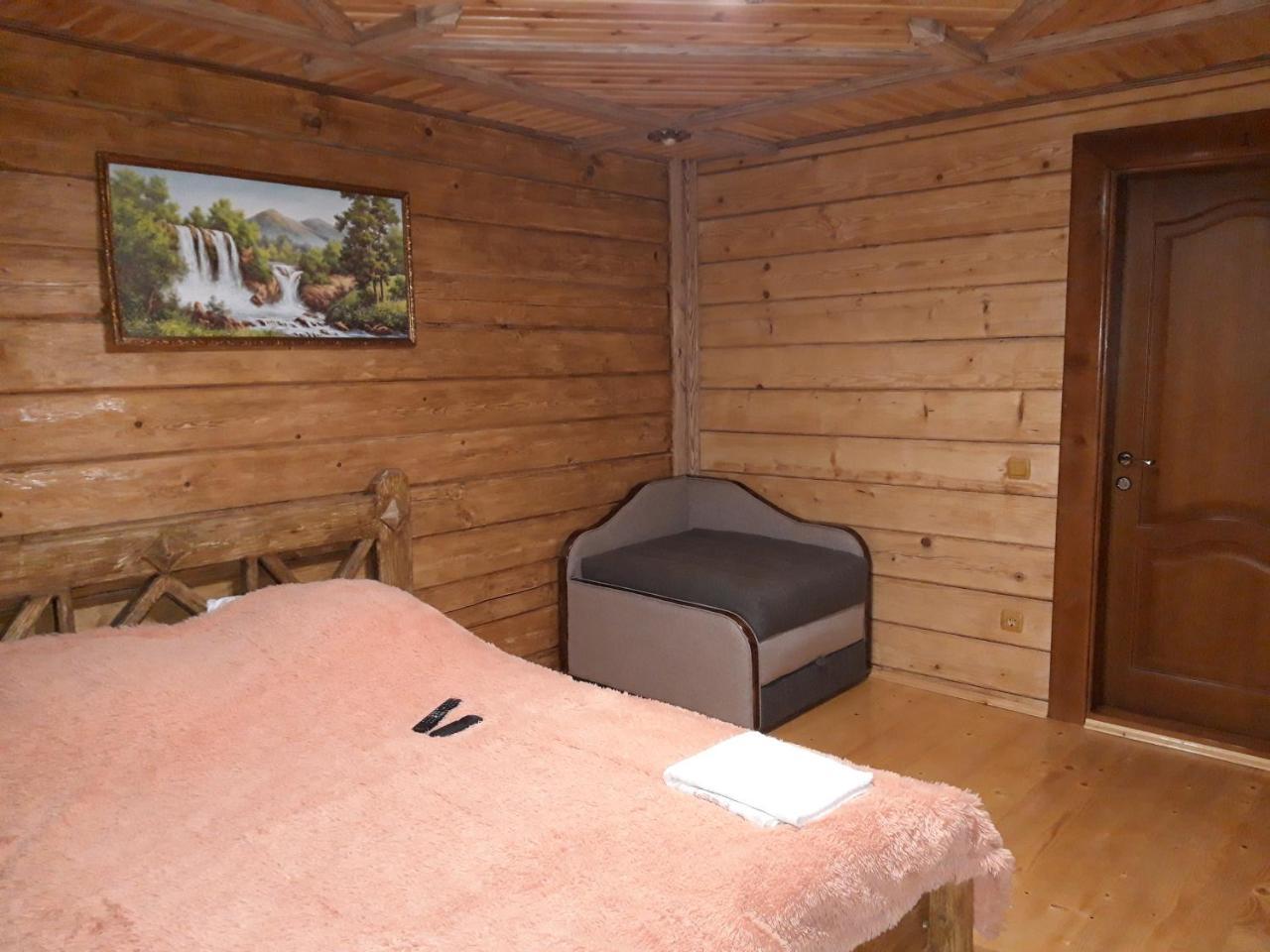 Synevyrskyj Chardash Guest house *